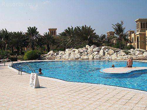 Al Hamra Fort Hotel & Beach Resort 47